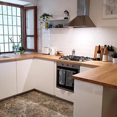 度假居 Village Hideaway With Views *