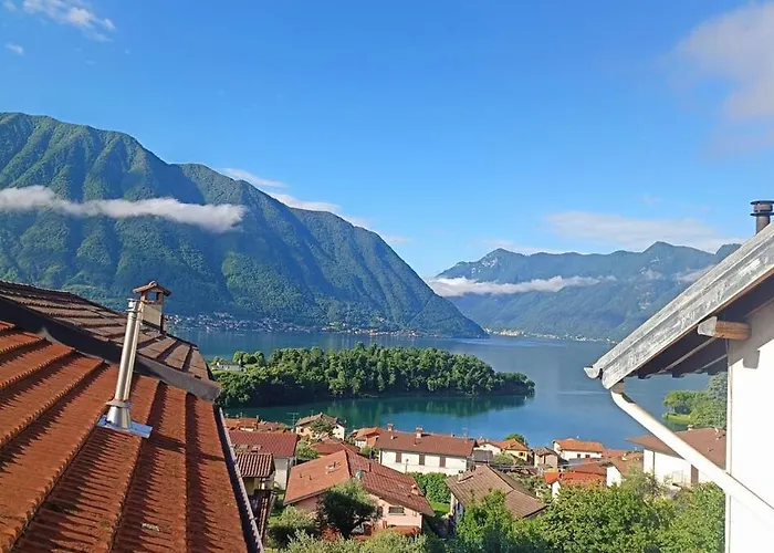 Vakantiehuis Village Hideaway With Views Ossuccio