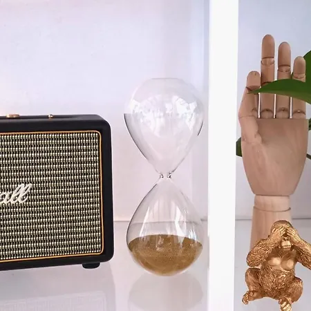 Village Hideaway With Views Ossuccio