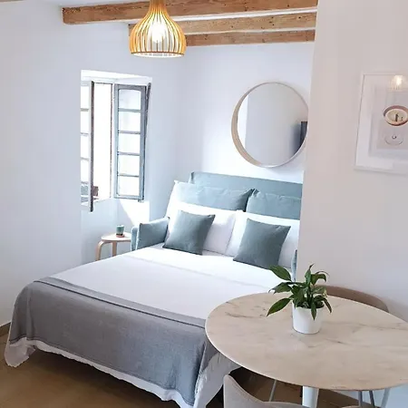 Village Hideaway With Views * 오수키오